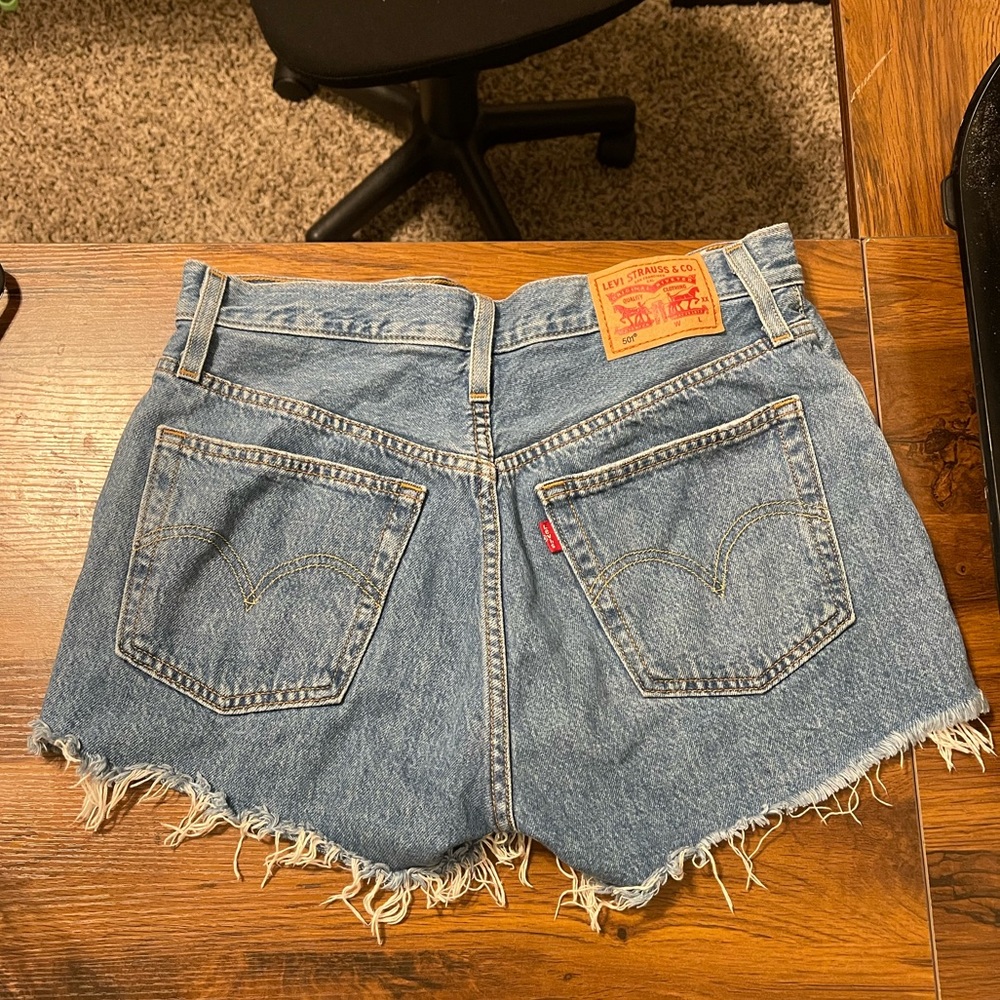 Levi’s shorts women’s 501